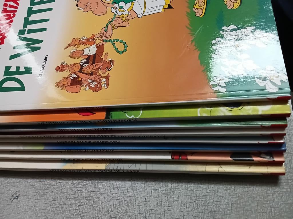 Avonturen van " Asterix " 8 stripboeken., Boeken, Ophalen of Verzenden, Zo goed als nieuw