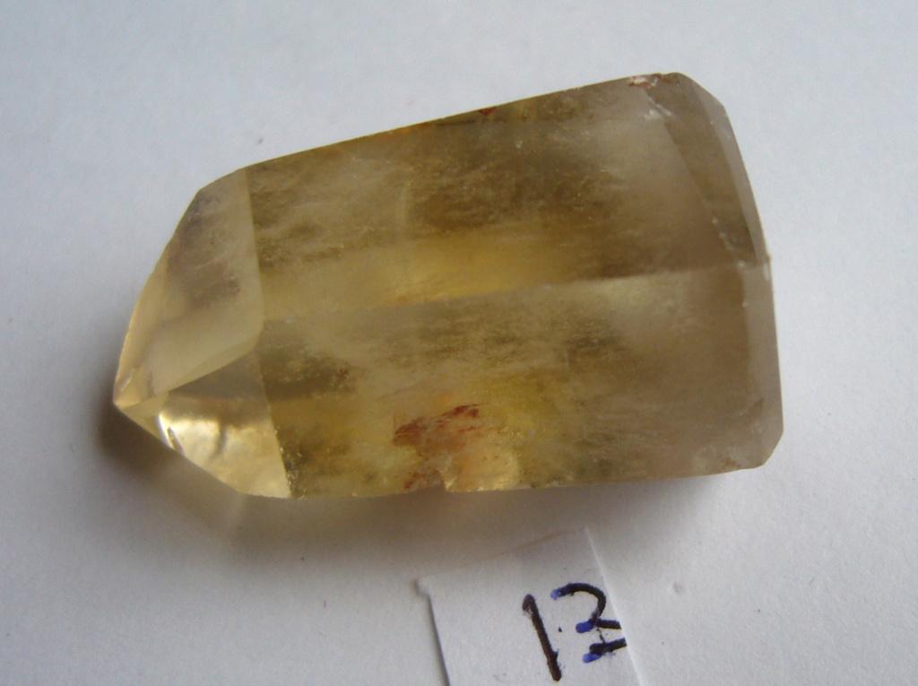 Citrien ECHTE punten edelsteen mineraal 1 natuurlijke punt, Ophalen of Verzenden, Mineraal