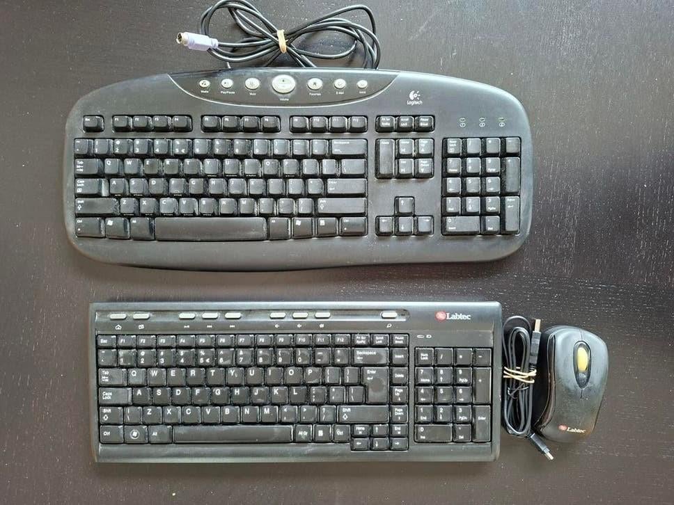 2x Toetsenborden. 1x Labtec en 1x Logitech. Zie foto's, Ophalen of Verzenden