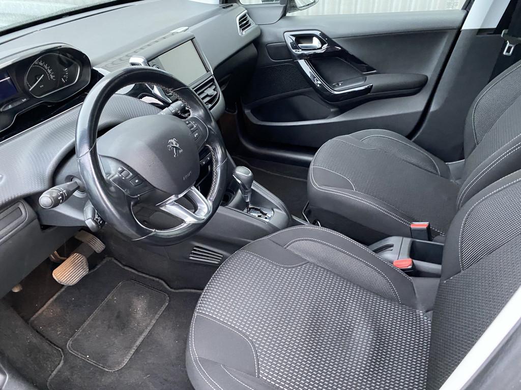 Peugeot 208 1.2 PureTech GT-line AUTOMAAT, 133Dkm, Apple Car, Stof, Gebruikt, Euro 6, 1199 cc