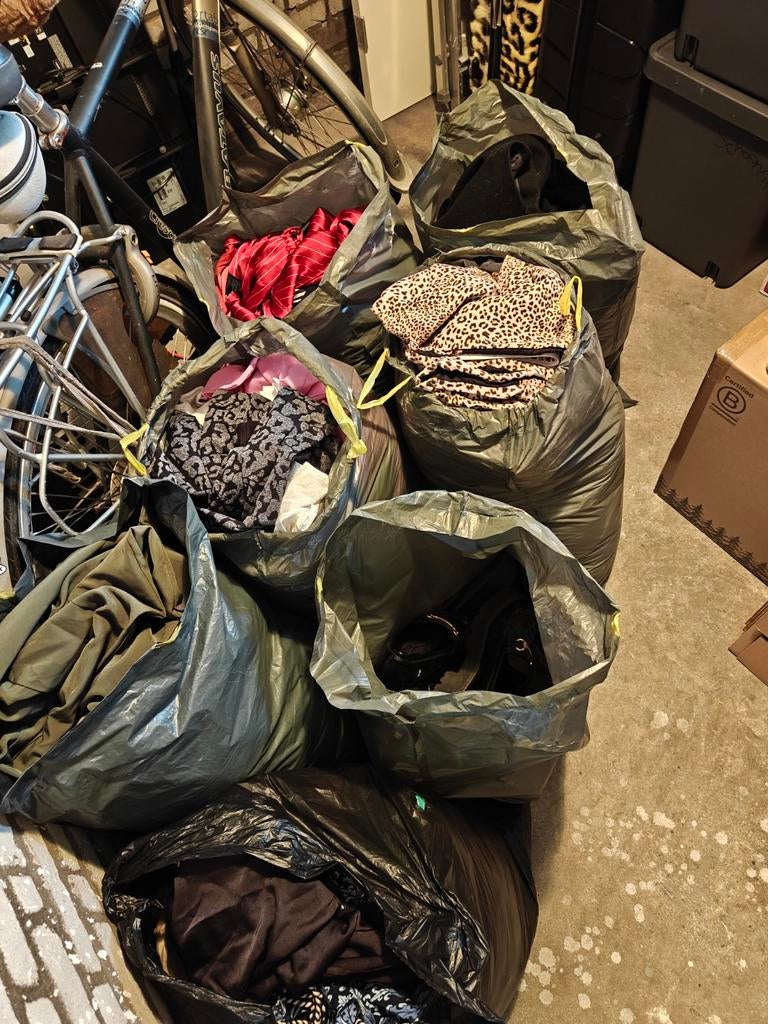 Kledingpakket dames, maat M/L met schoenen, Ophalen of Verzenden, Zo goed als nieuw, Maat 38/40 (M)