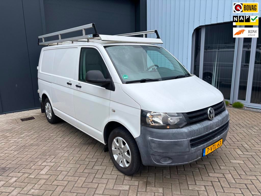 Volkswagen Transporter 2.0 TDI L1H1 T800 DC Comfortline 3 zi, Auto's, Voorwielaandrijving, Euro 5, Gebruikt, 4 cilinders