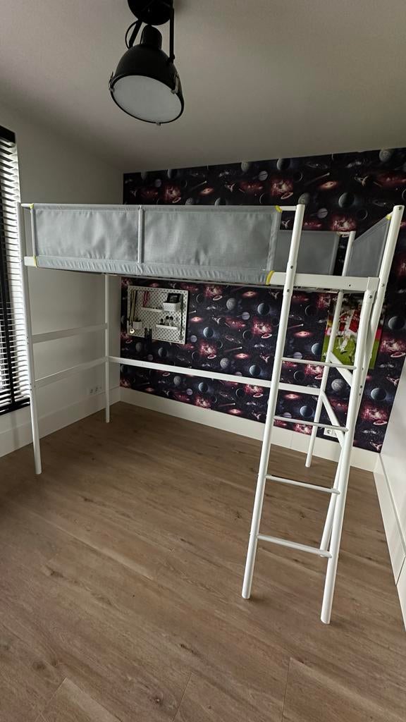 IKEA Vitval Hoogslaper - Wit met grijs, Kinderen en Baby's, Kinderkamer | Stapelbedden en Hoogslapers, Ophalen, Gebruikt, Hoogslaper
