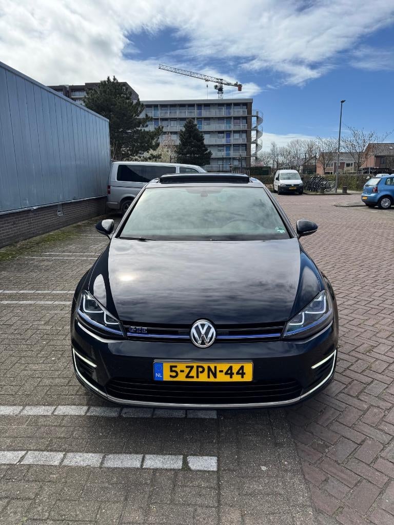 Volkswagen Golf 1.4 TSI Phev 150KW GTE 5D 2015 Zwart, Parkeersensor, Stof, 4 cilinders, Zwart