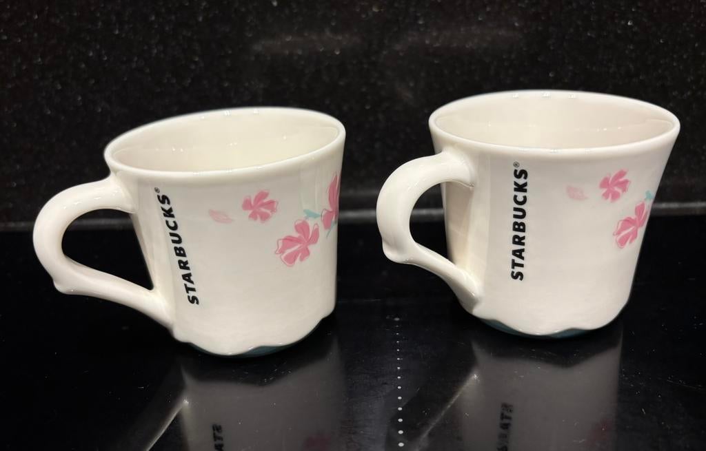 STARBUCKS espresso kopjes 2stuks cherry blossom, Nieuw, Ophalen of Verzenden, Overige stijlen, Kop(pen) en/of Schotel(s)