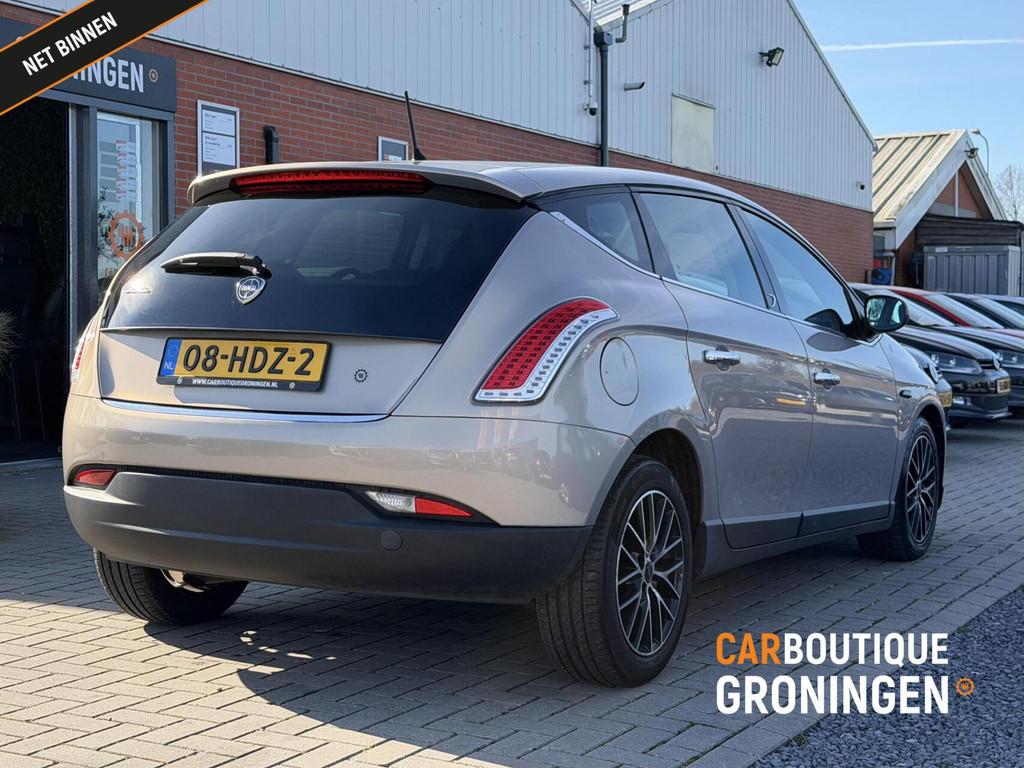Lancia Delta 1.4-16V Argento 5D | AIRCO | NIEUWE APK, Voorwielaandrijving, Stof, 4 cilinders, Beige