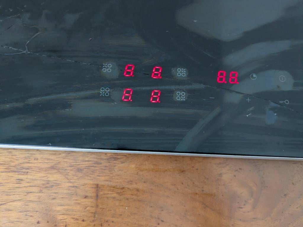 Etna inductie kookplaat KIV164RVS defect, voor onderdelen, Ophalen, Inbouw, Inductie, 4 kookzones