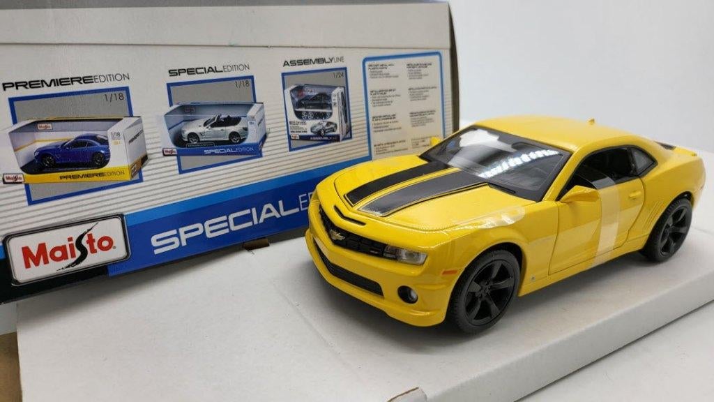 Chevrolet Camaro SS RS 2010 Geel 1:24, Ophalen of Verzenden, Nieuw, Auto, Maisto