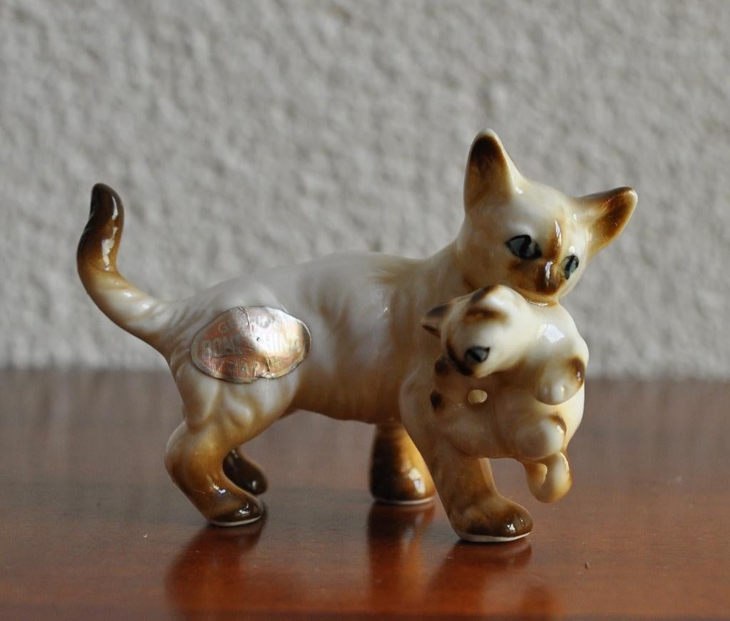 Vintage Beeldje Poes Kat Kitten Siamees Bone China 6,5 cm, Ophalen of Verzenden, Gebruikt, Hond of Kat, Beeldje of Figuurtje
