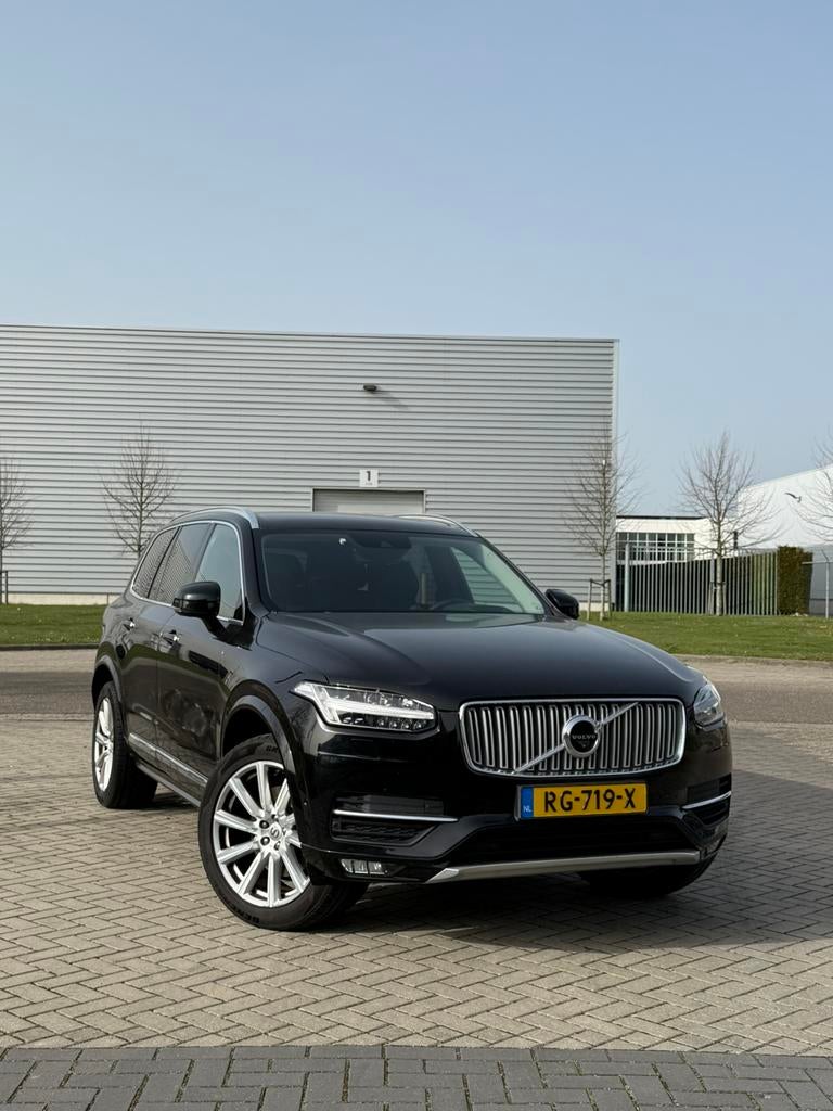 Volvo XC90 2.0 D5 165KW AWD 7p 2015 Bowers & Wilkins, Auto's, Volvo, Zwart, 1969 cc, 7 stoelen, Zwart