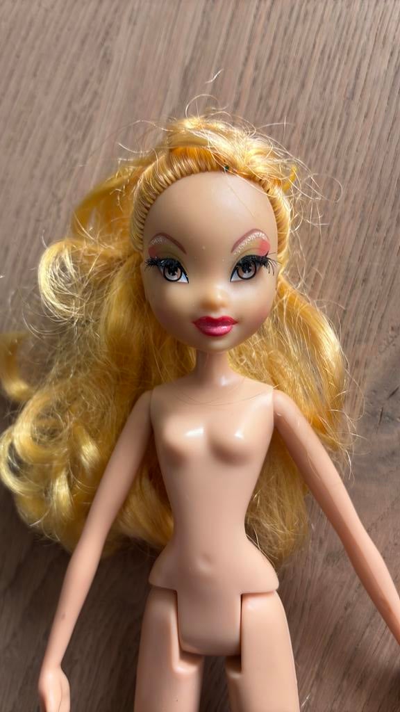 Winx enchantix Stella color magic popje, Verzamelen, Ophalen of Verzenden, Gebruikt, Pop