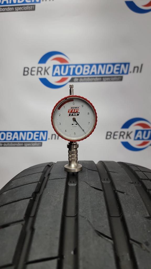 2x Hankook Ventus S1 EVO 3 EV AO SEAL 235/50 R20 100T 235/50, Gebruikt, -, -, Ophalen of Verzenden