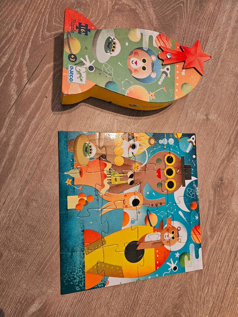 Djeco Puzzel Raket - 16 Stukjes, Ophalen of Verzenden, 10 tot 50 stukjes, Zo goed als nieuw, 2 tot 4 jaar