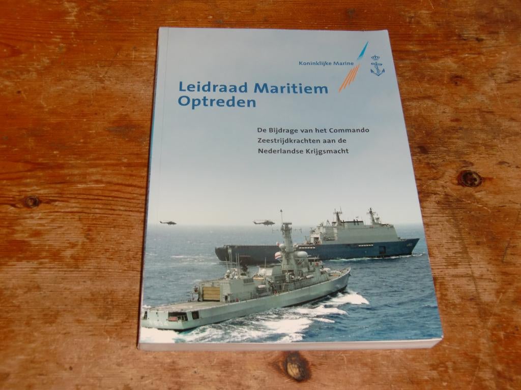 Kon. Marine : Leidraad Maritiem optreden (Ned. Marine), Verzamelen, Militaria | Algemeen, Ophalen of Verzenden, Marine, Nederland