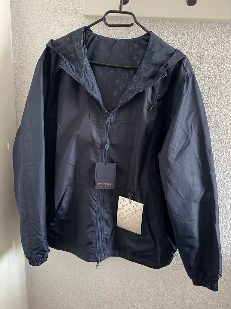 LV monogram reversible windbreaker, Ophalen of Verzenden, Nieuw, Maat 48/50 (M), Blauw