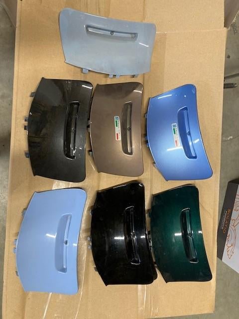 Vespa Sprint / Primavera bougie kap div. kleuren, Ophalen