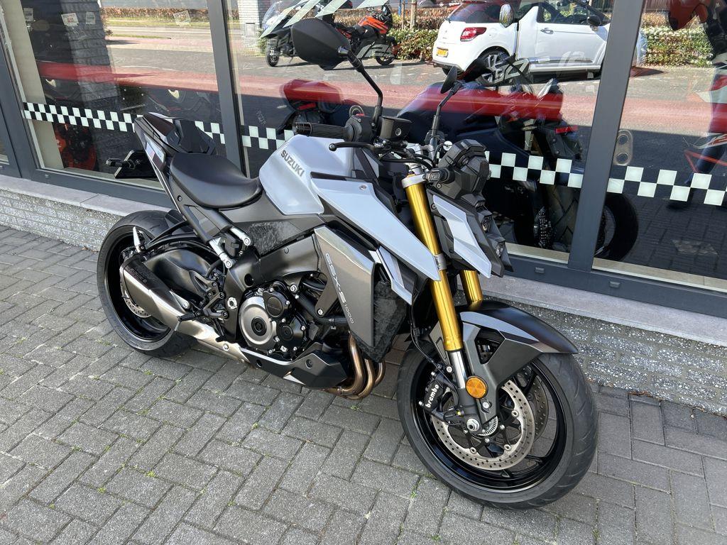 SUZUKI GSX-S 1000 2021 - foto 2