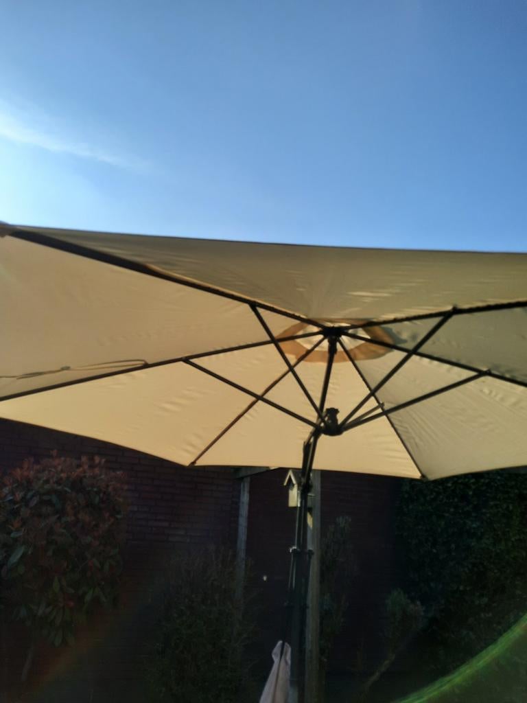 Grote zweefparasol met voet - Ideaal voor tuin of terras, Ophalen, Gebruikt, Zweefparasol, Verstelbaar