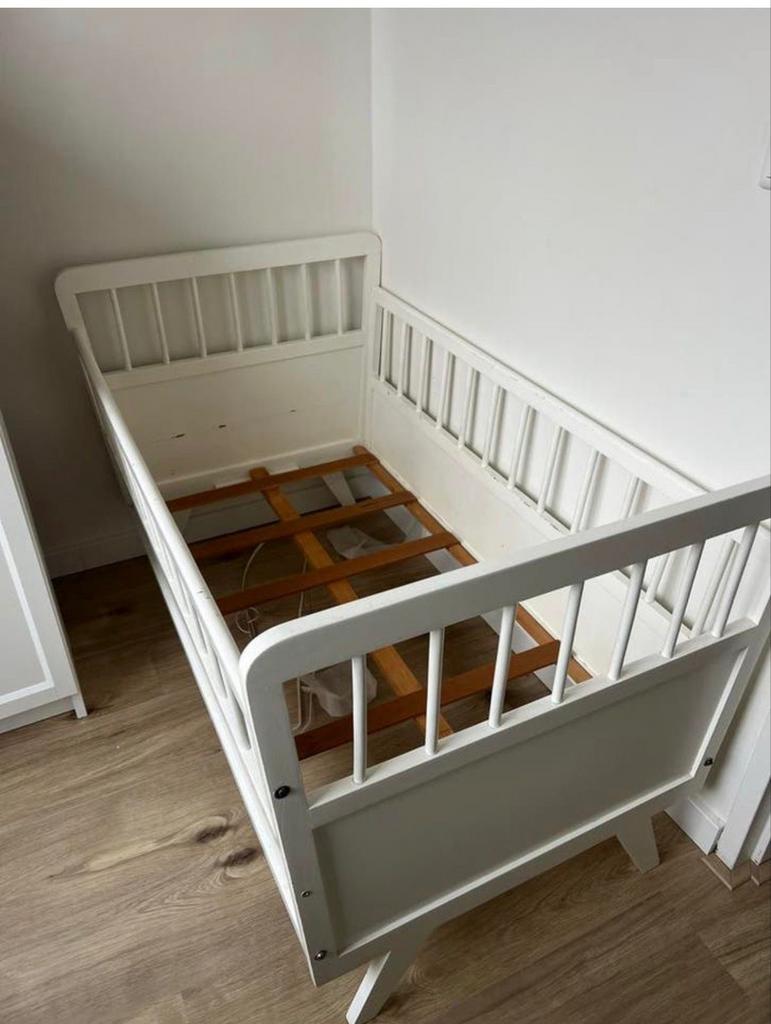 Vintage kinderbed wit 120x60cm, Kinderen en Baby's, Babywiegjes en Ledikanten, Ophalen, Gebruikt, Ledikant