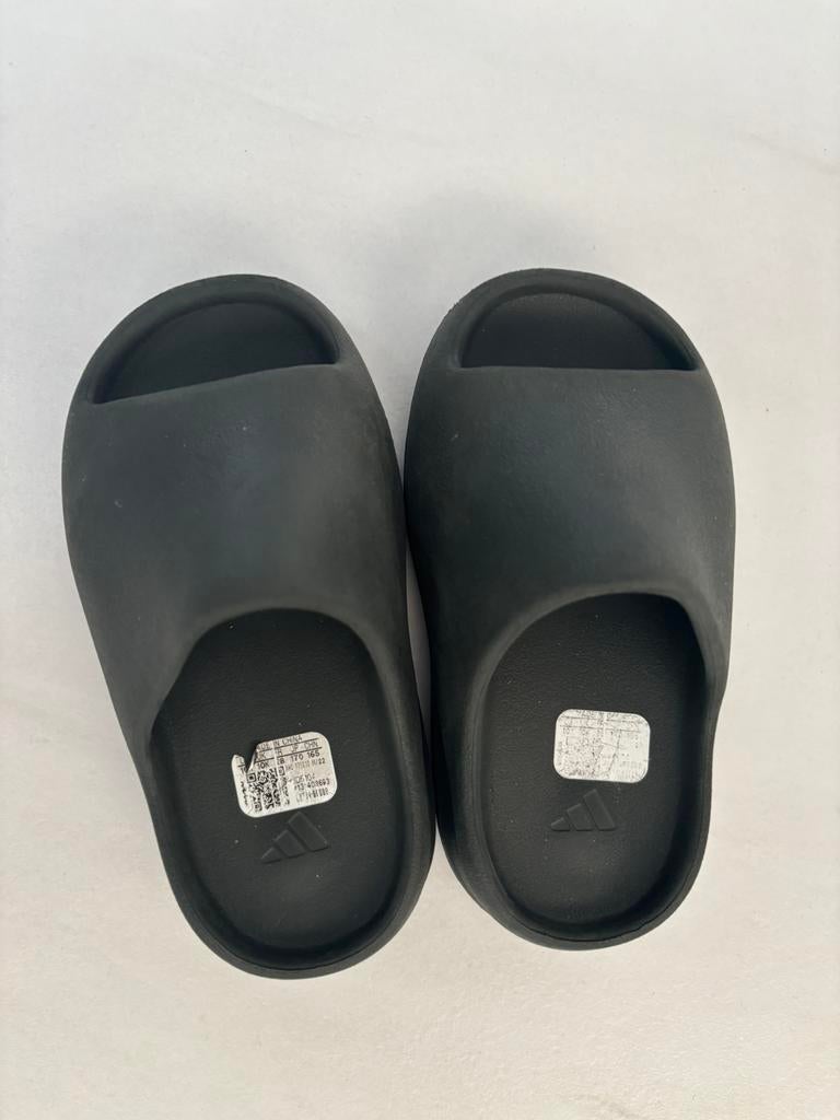 Yeezy slide onyx 28, Ophalen of Verzenden, Jongen of Meisje, Laarzen