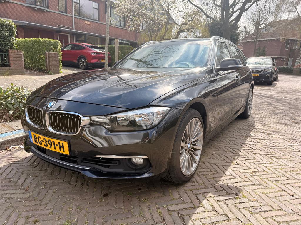 BMW 3-Serie 3.0 330D Xdrive Touring AUT 2016, Auto's, BMW, Automaat, 1800 kg, Euro 6, 258 pk