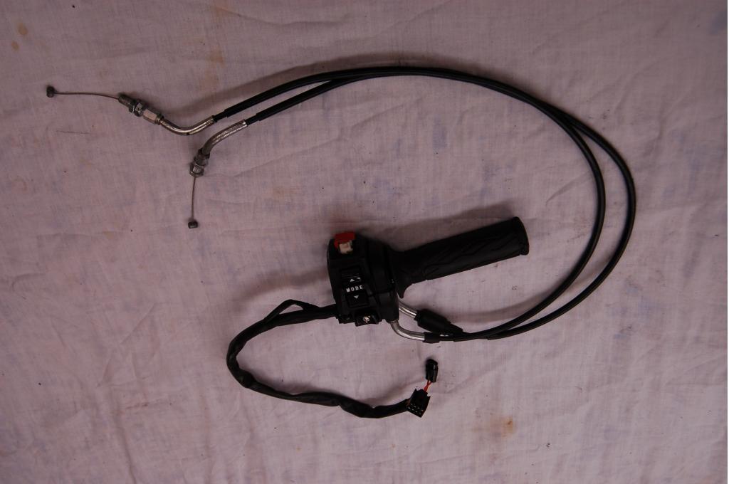 gashendel stuurschakelaar gsxr 600 750 k8 L0 gsx gsxr600, Niet ingevuld, Gebruikt, Niet ingevuld, Ophalen of Verzenden