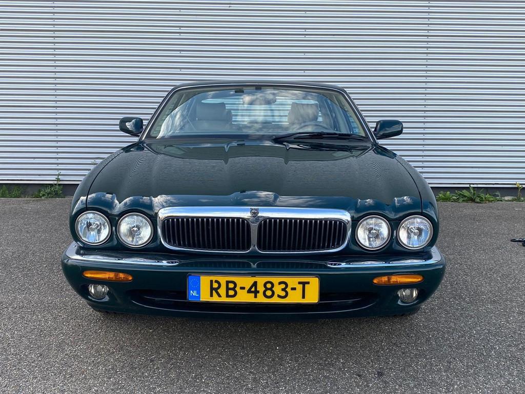 Jaguar XJR XJ 4.0 V8 / Youngtimer / Zeer Nette auto / Automa, Achterwielaandrijving, Gebruikt, Bedrijf, 102 €/maand