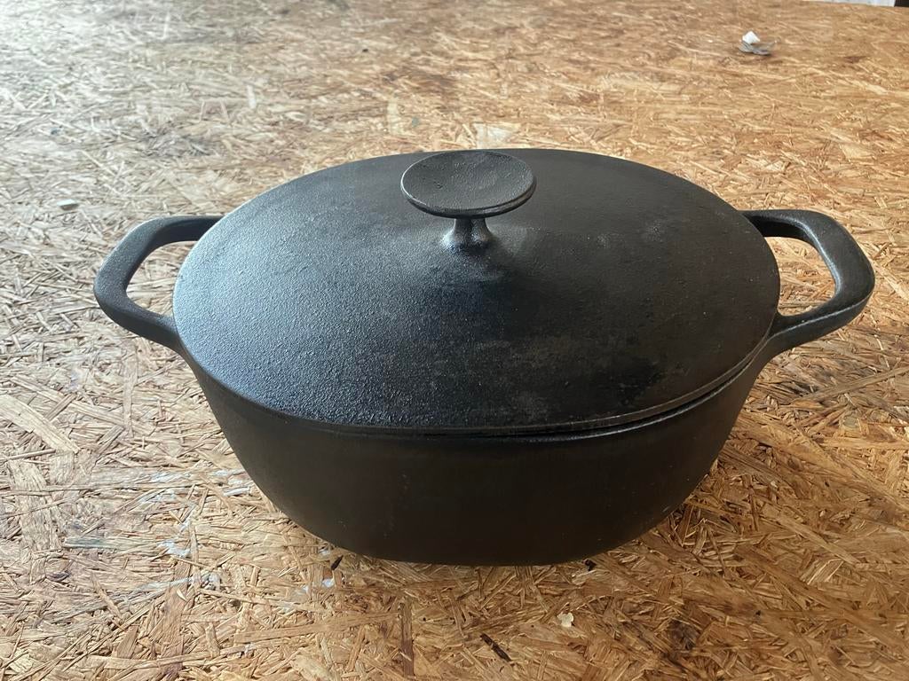 IKEA Gietijzeren Pan 5L, Ophalen of Verzenden, Gebruikt, Gietijzer, Koekenpan of Braadpan