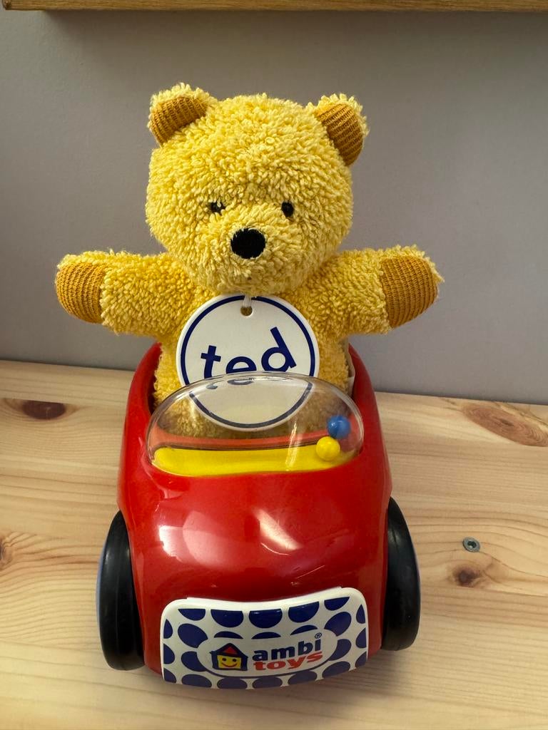Ambi Toys auto met Ted de beer, Ophalen of Verzenden, Zo goed als nieuw, Auto, Met wieltjes