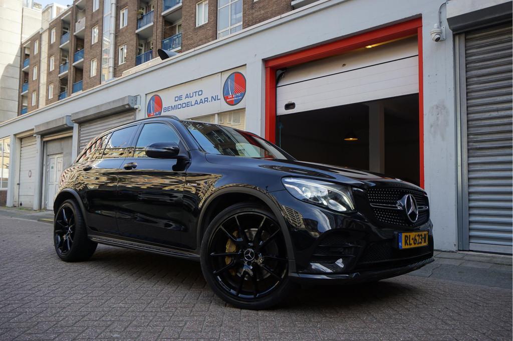Mercedes-Benz GLC AMG 43 4MATIC Aut9 | NL AUTO | Burmester |, Automaat, Gebruikt, 368 pk, Lichtsensor