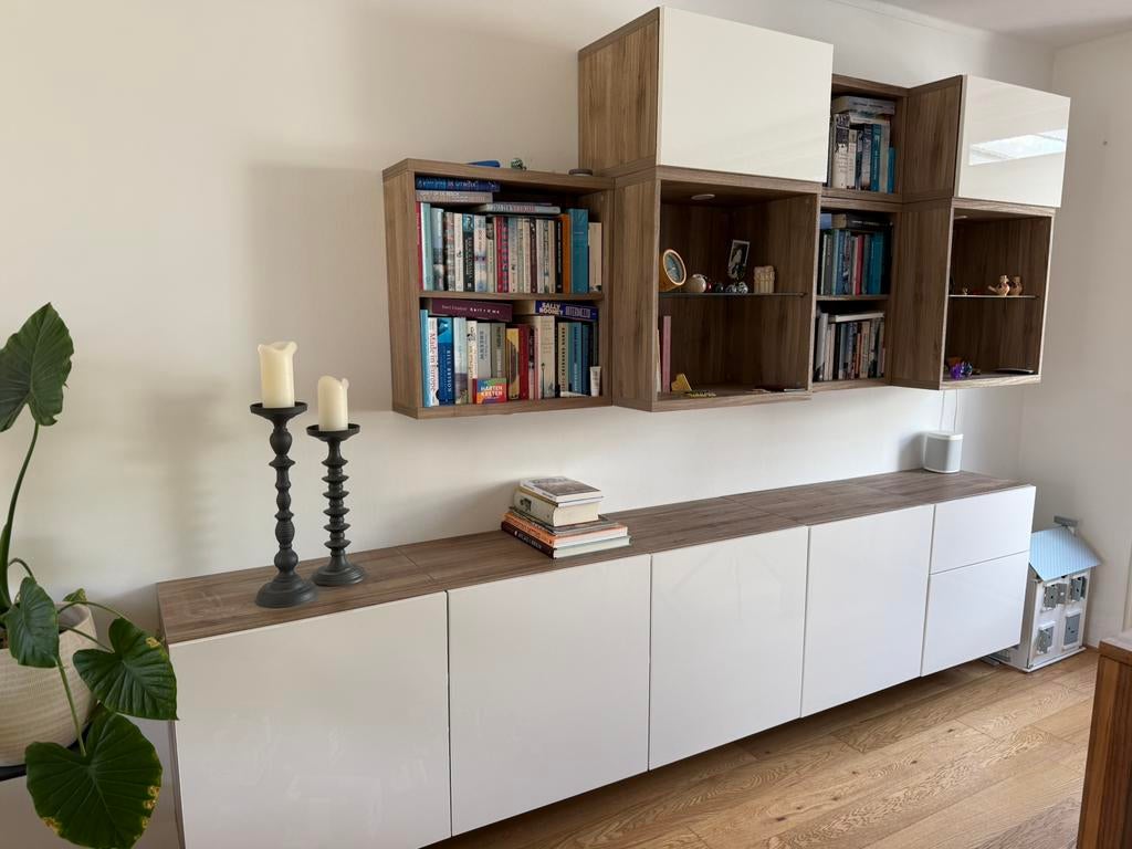 Volledige kastenwand Ikea, Ophalen, 250 tot 300 cm, Met deur(en), 200 cm of meer