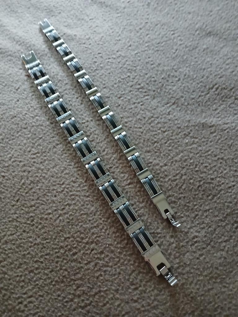 Stijlvolle Zilverkleurige Armband!, Ophalen of Verzenden, Zo goed als nieuw, Zilver, Staal