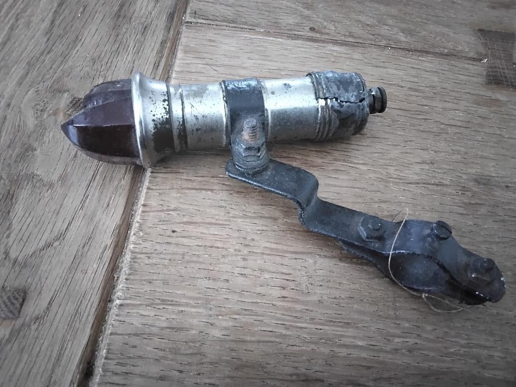 Achterlicht  fiets  (motor?), Ophalen of Verzenden, Algemeen