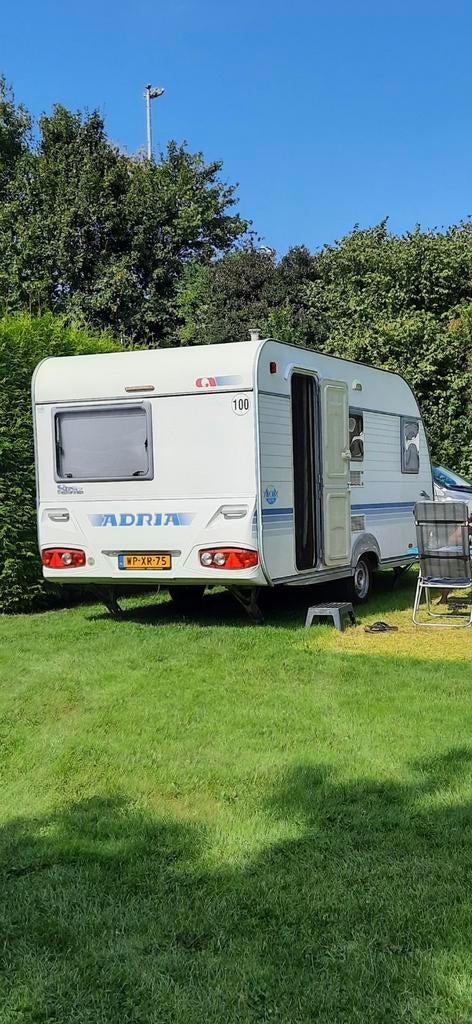 Caravan adria adora 432 ps 2005, Caravans en Kamperen, Caravans, Rondzit, Luifel, Particulier, Adria