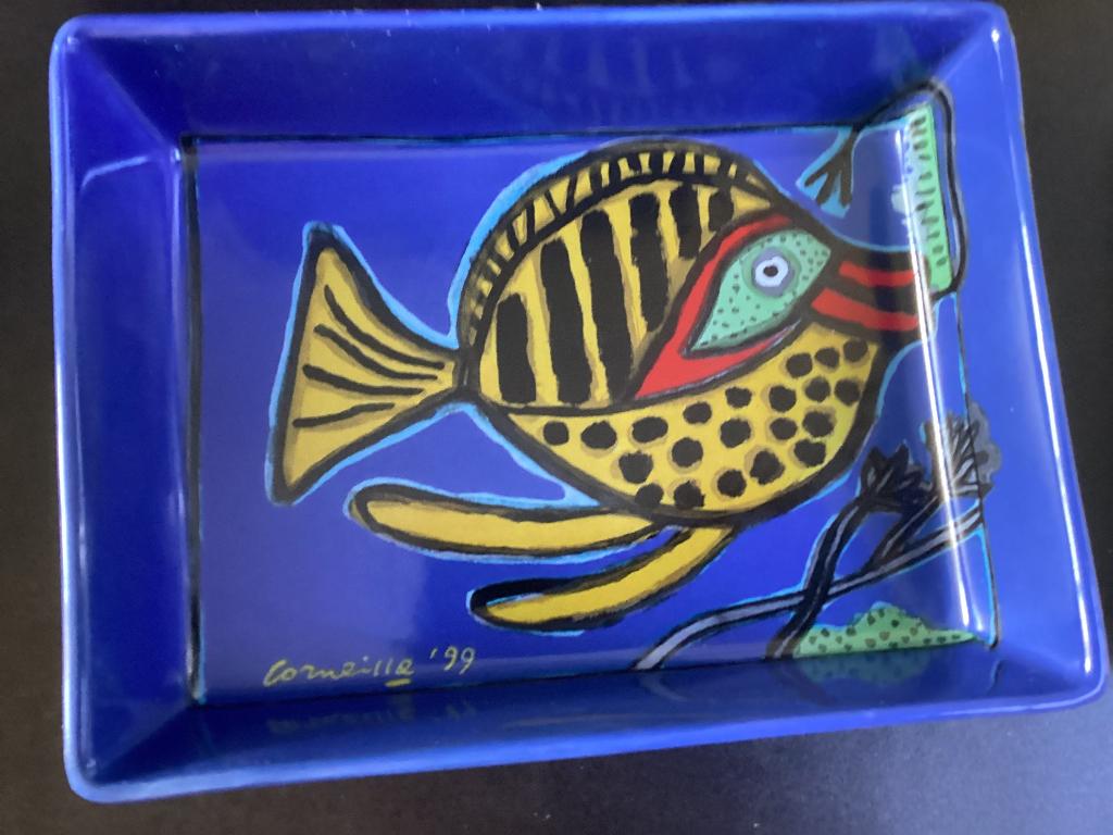 Nieuwe ovenschaal van Corneille met visafbeelding, Ophalen