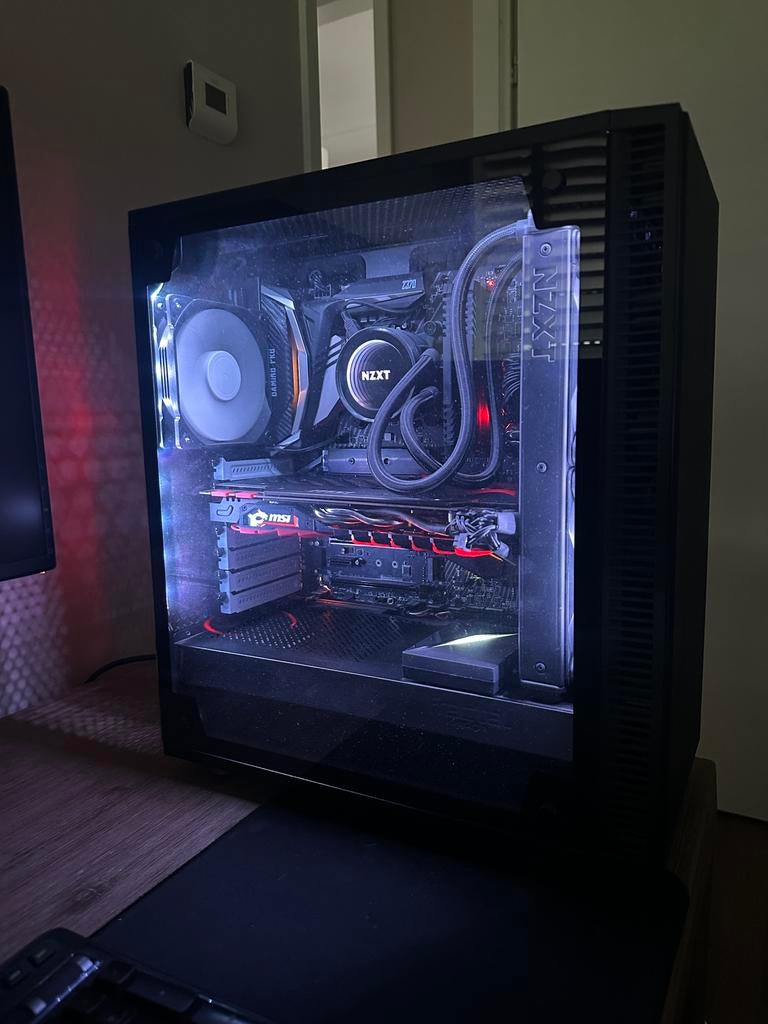 Gaming PC i7 / GTX 1080 / 16GB RAM / SSD + HDD / RGB, Ophalen of Verzenden, Zo goed als nieuw, Gaming, SSD