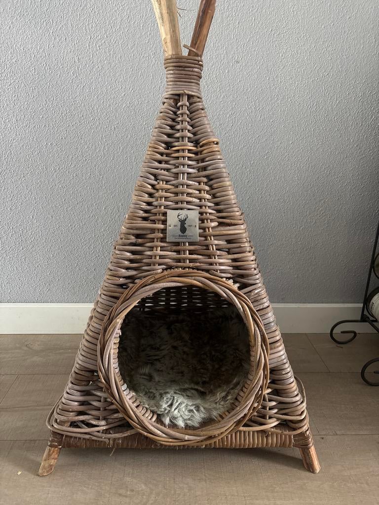 Tipi tent rotan voor kat of hond, Ophalen of Verzenden, Gebruikt