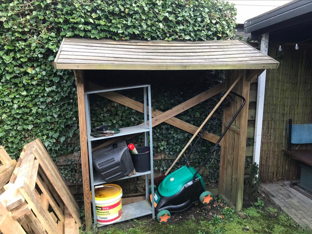 Hout overkapping hok, Ophalen, Zo goed als nieuw, Schuur