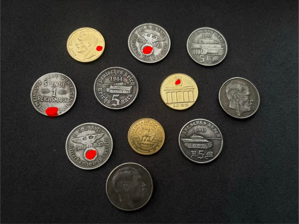 11 muntjes, Verzamelen, Militaria | Tweede Wereldoorlog, Verzenden