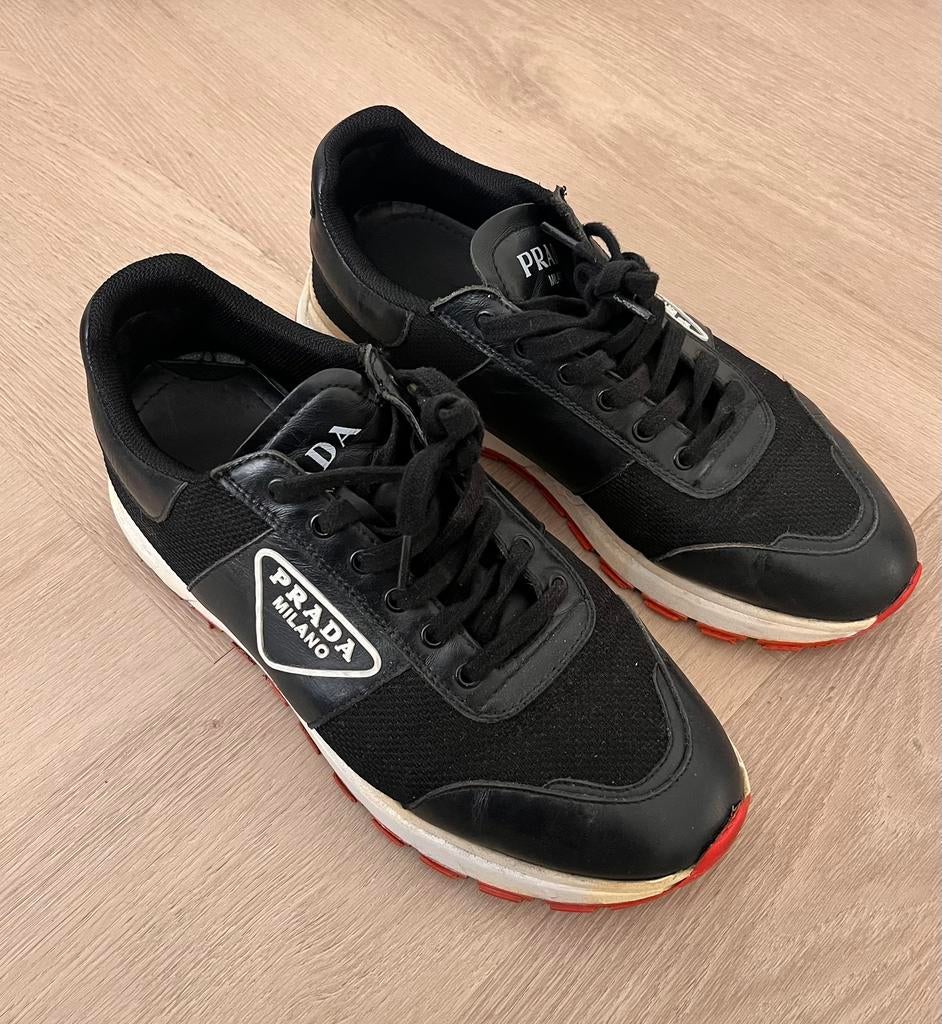 Prada schoenen!, Zwart, Ophalen of Verzenden, Sneakers of Gympen, Zo goed als nieuw