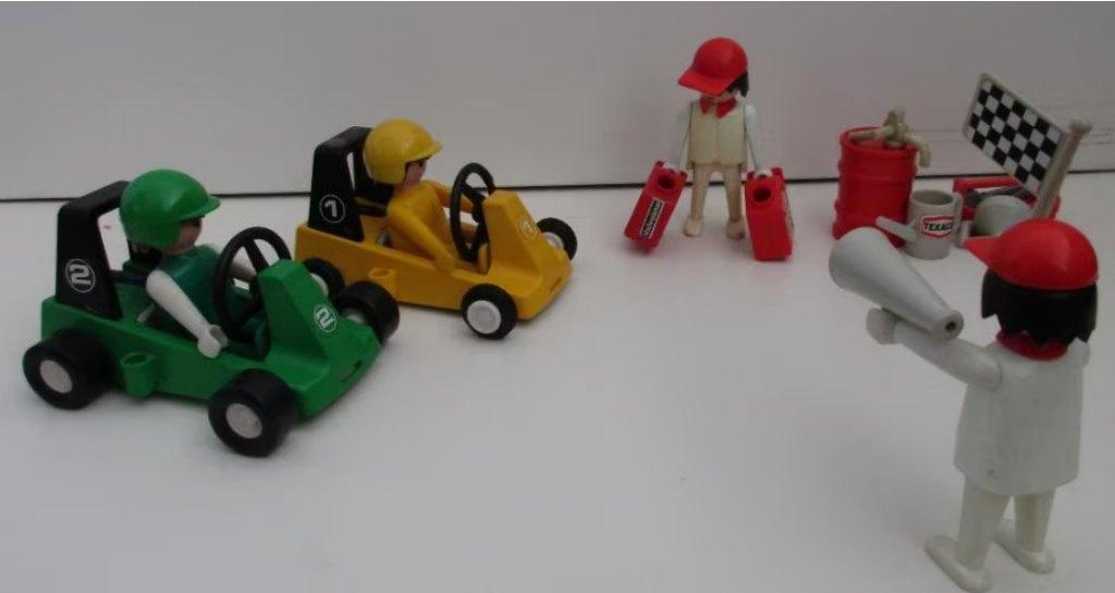 vintage playmobil setje met 2 karts en bijbehoren, Ophalen of Verzenden, Gebruikt, Los playmobil