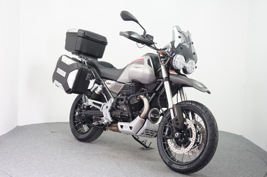 Moto Guzzi V 85 TT TRAVELER (bj 2024) - foto 2
