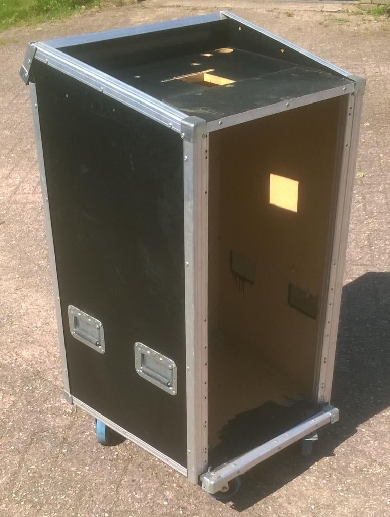 DJ-Booth op wielen 19 inch 20HE tbv apparatuur, Gebruikt, Nb, Nb, Nb