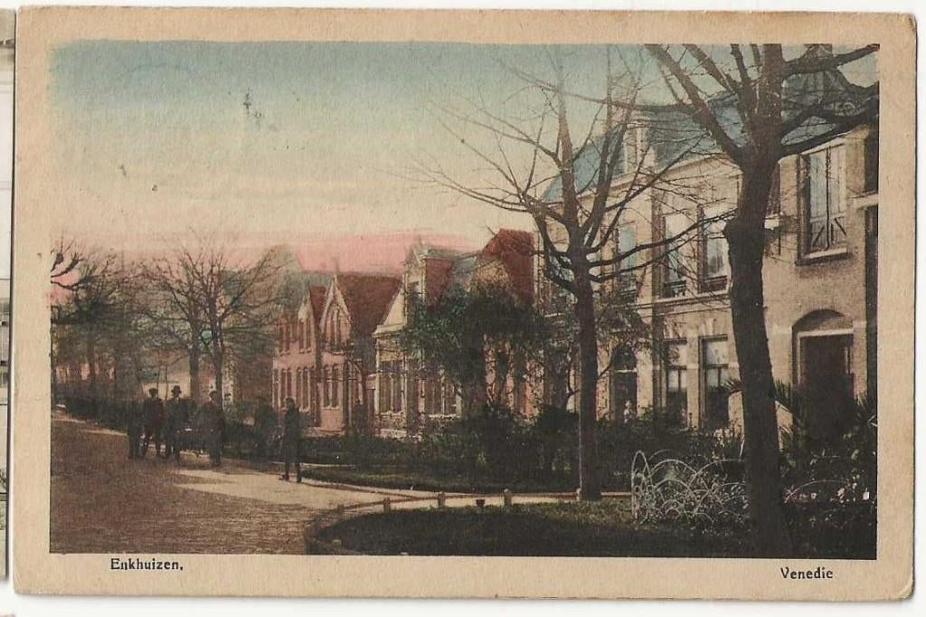 Enkhuizen-141     Venedie  Bank, Verzenden, 1920 tot 1940, Gelopen, Noord-Holland