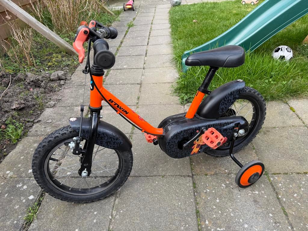 Btwin Robot 500 14 inch kinderfiets met zijwieltjes, Fietsen en Brommers, Fietsen | Kinderfietsjes, Ophalen, Gebruikt, Minder dan 16 inch