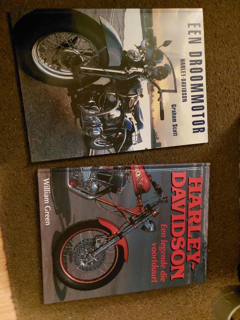2 boeken van harley davidson, Boeken, Ophalen of Verzenden, Nieuw, Merk of Model