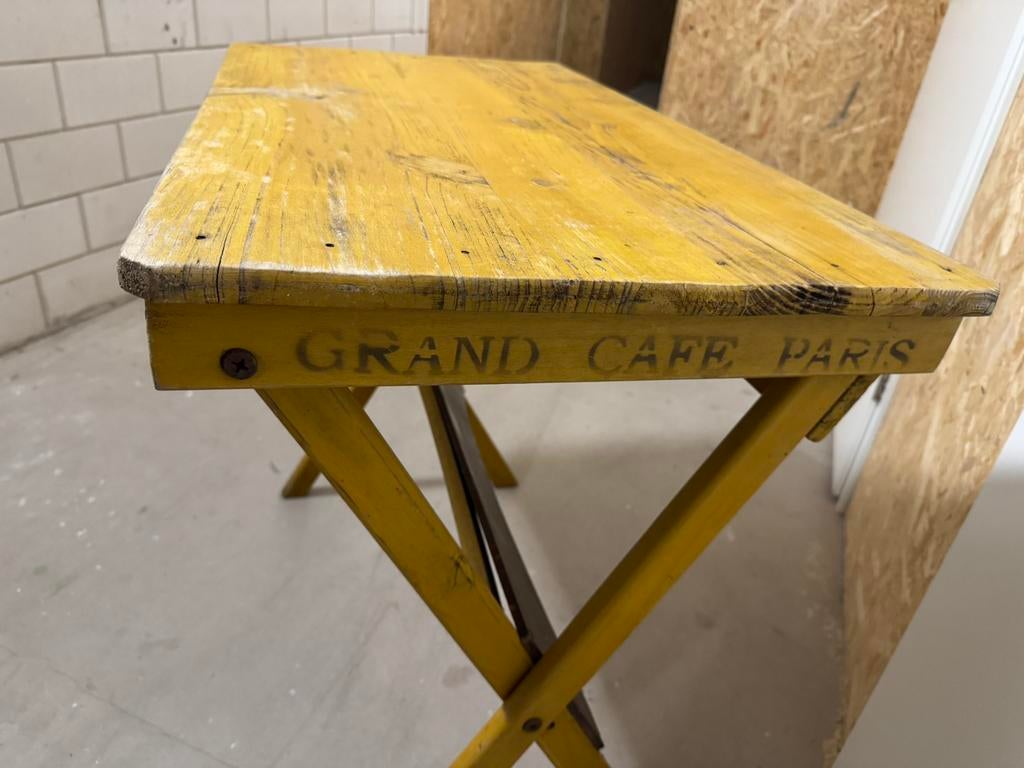 Grand Cafe Paris vintage vouwtafel, Ophalen