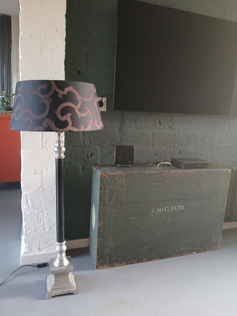 Oude zware lamp, Ophalen, Minder dan 100 cm
