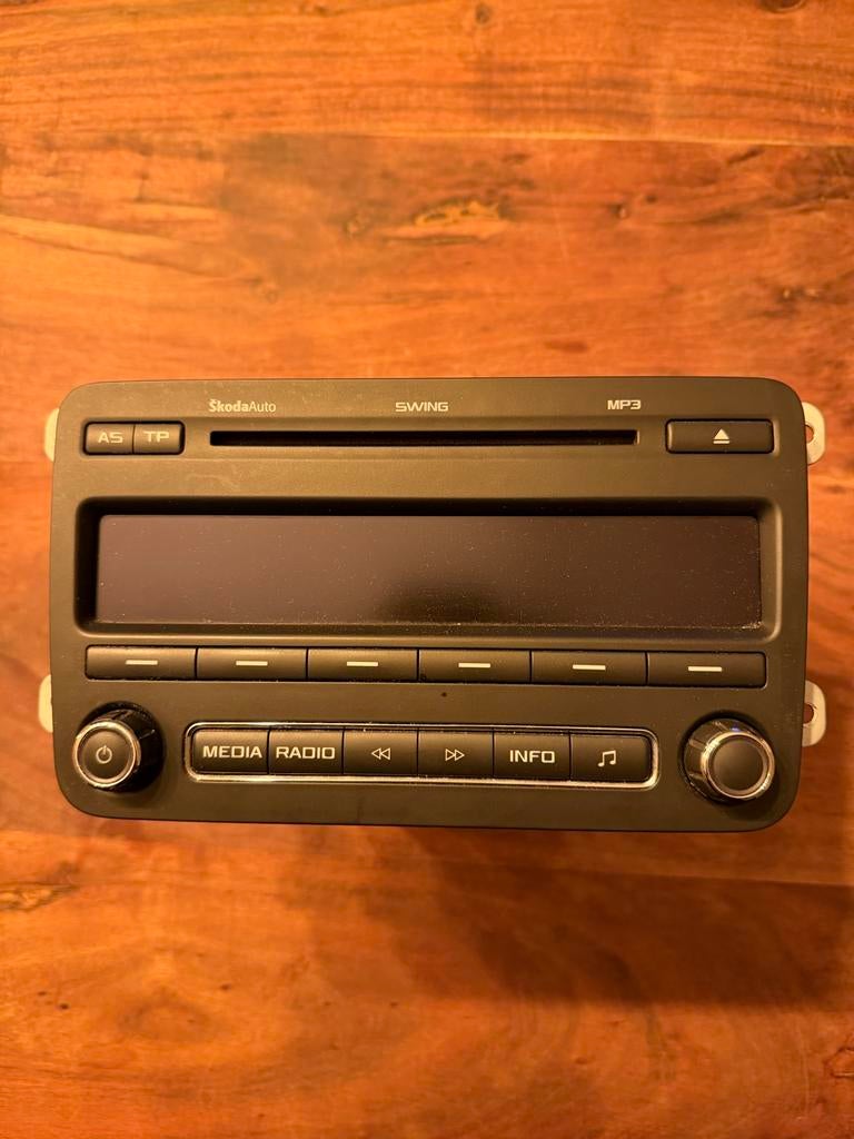 Skoda Fabia Autoradio Swing, Ophalen of Verzenden, Zo goed als nieuw
