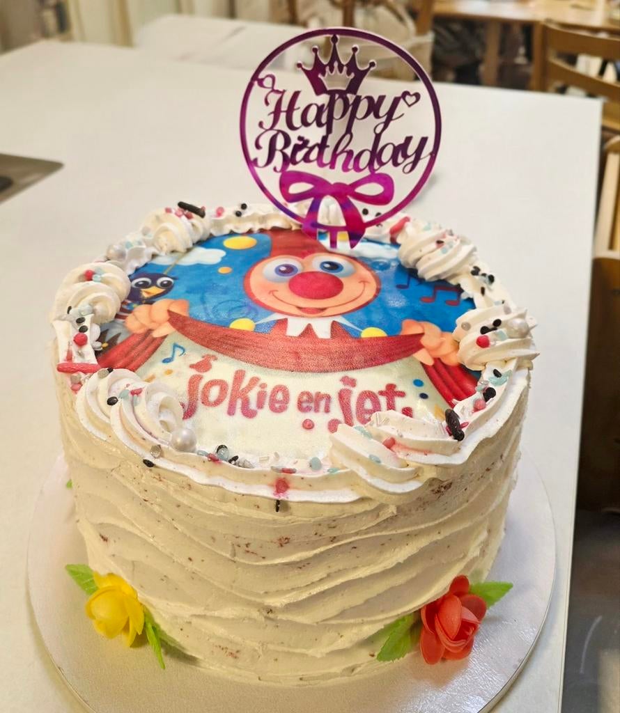 Redvelvet taart, Ophalen of Verzenden, Zo goed als nieuw, Taarten, Versiering